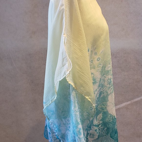 NORTHERN REFLECTIONS SUMMER TOP - Picture 8 of 10